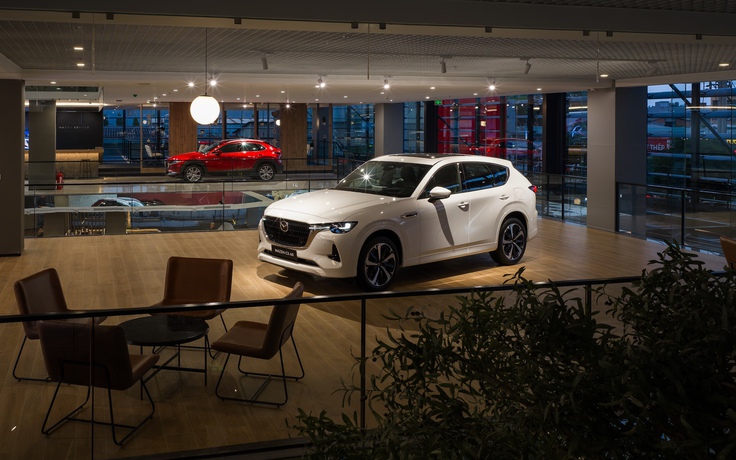 Showroom Flagship đầu tiên của Mazda tại Việt Nam khác gì cửa hàng truyền thống?