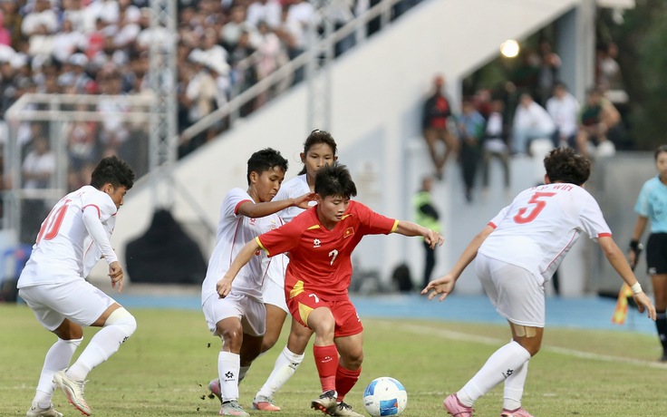 Thua thầy trò HLV Mai Đức Chung, HLV đội tuyển nữ Myanmar đau đớn rời ghế nóng