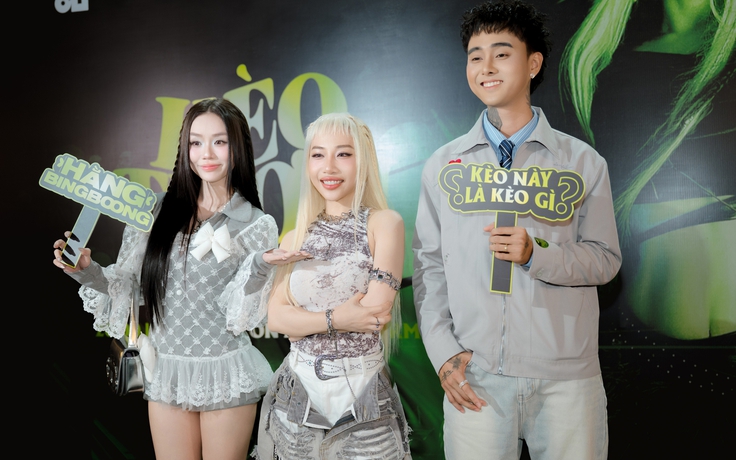 Cháu nội NSƯT Bảo Quốc cùng Đạt G đến mừng Hằng BingBoong tái xuất showbiz