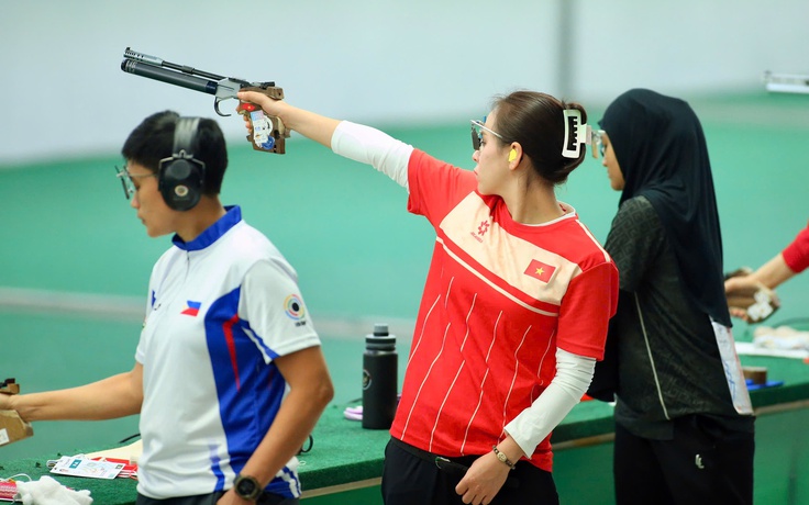 Trịnh Thu Vinh, Nguyễn Thùy Trang, Triệu Thị Hoa Hồng giành HCV bắn súng và phá kỷ lục SEA Games