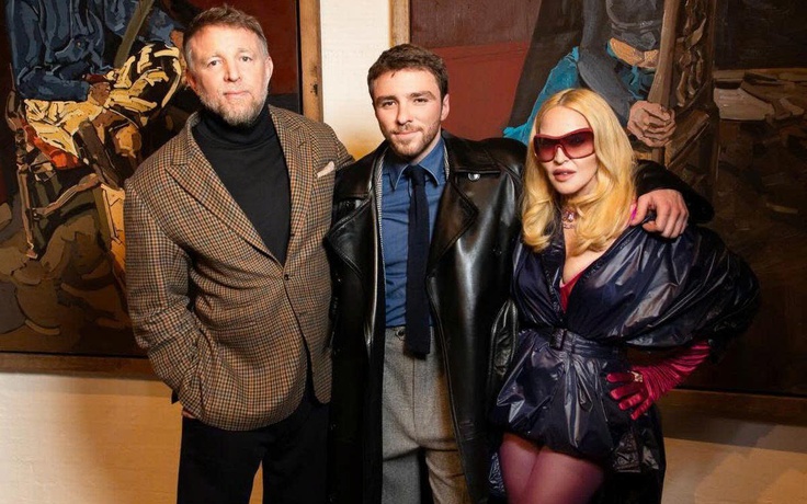 Madonna và chồng cũ tái hợp sau 17 năm ly hôn