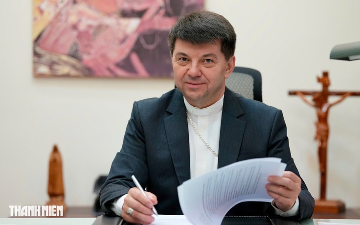 Phỏng vấn độc quyền Đại diện Tòa thánh Vatican tại Việt Nam: 'Bác ái gắn kết con người, không phân biệt tôn giáo'