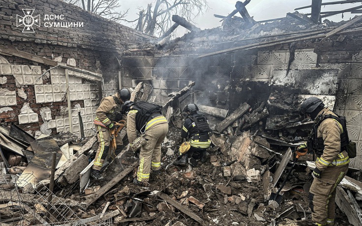 Chiến sự Ukraine ngày 1.397: Nga bất ngờ tìm hướng đột phá xuyên biên giới tại Sumy