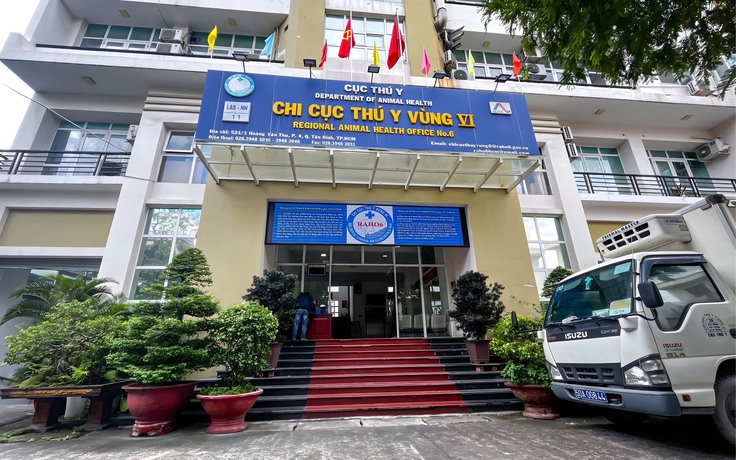 Truy tố cựu lãnh đạo, cán bộ Chi cục Thú y vùng 6 tội nhận hối lộ