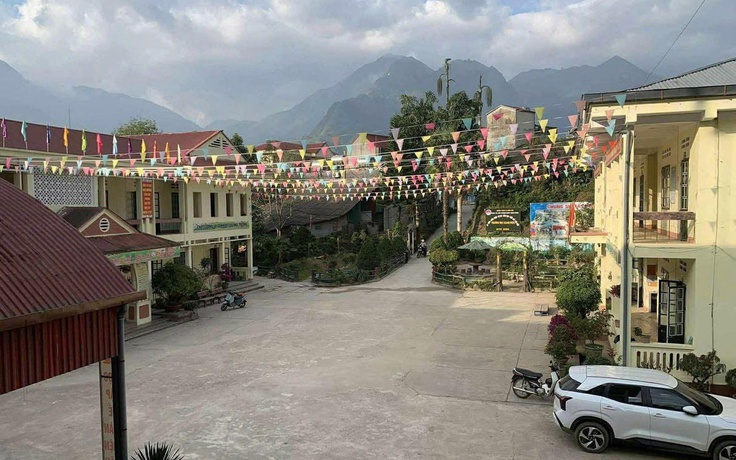 Lào Cai: Hàng trăm phụ huynh không cho con đến trường