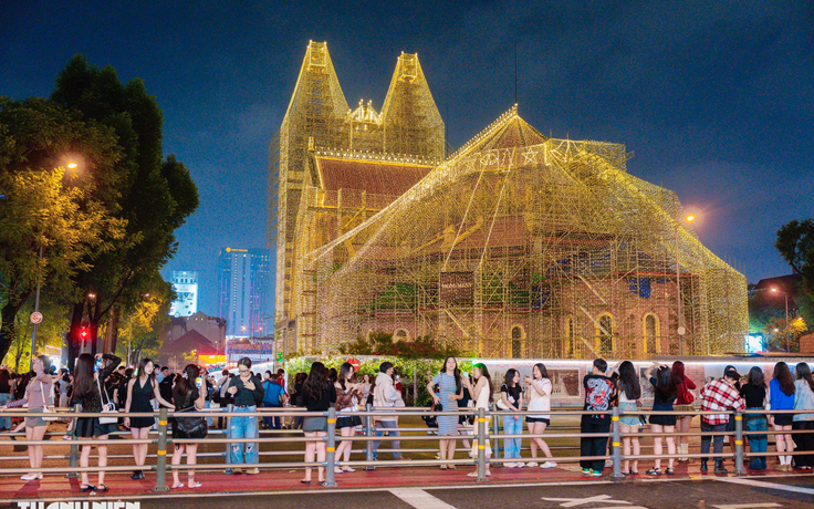 Noel ở TP.HCM có mưa trái mùa, tết Tây lạnh nhiều