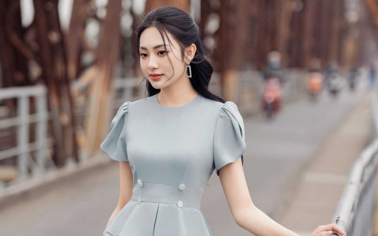 Áo peplum định nghĩa lại vẻ đoan trang trong thời trang công sở hiện đại