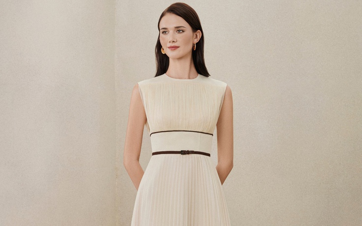 Đẹp cả tuần chỉ với ba gam màu trắng, đen, beige