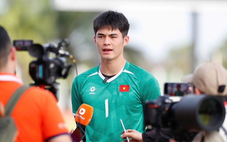 Thủ môn Trung Kiên U.22 Việt Nam giành thêm 'HCV nam thần' do fan Thái Lan bình chọn