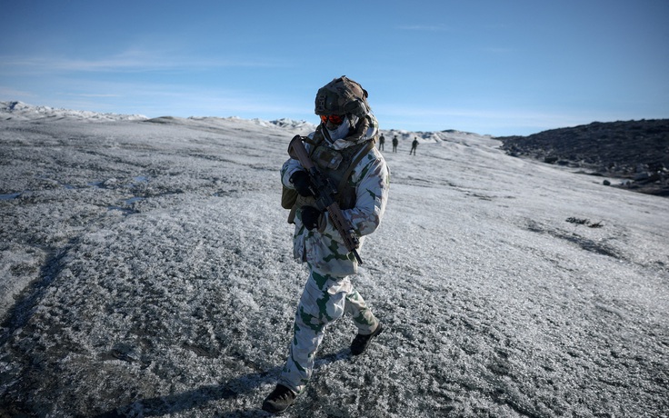 Khi một nước rời thuyền