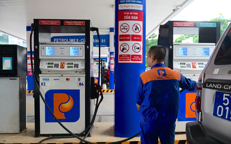 Giá xăng dầu hôm nay 27.12.2025: Dầu thế giới lao dốc, xăng trong nước dự báo tăng?