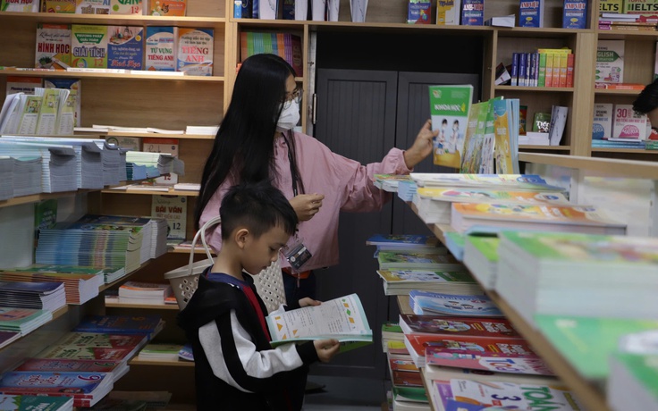 Để không lãng phí các bộ sách giáo khoa hiện hành