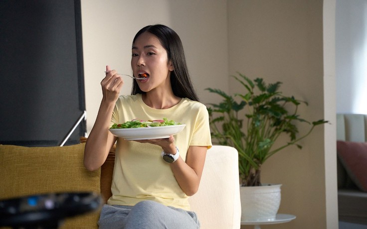 Bác sĩ Đỗ Doãn Bách khuyến khích người trẻ chủ động chăm sóc sức khỏe tim mạch