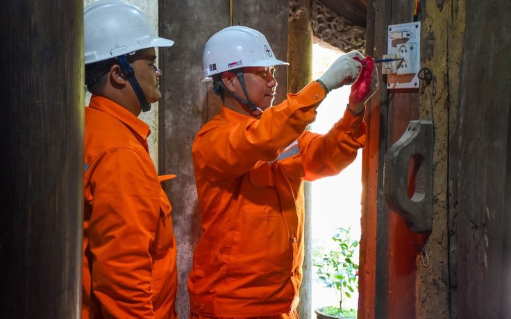 EVNHANOI triển khai 5 dịch vụ điện gia tăng