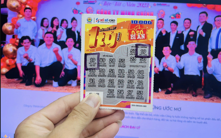 Bất ngờ ngay tại đại lý TP.HCM: Người đàn ông trúng 1 tỉ xổ số cào