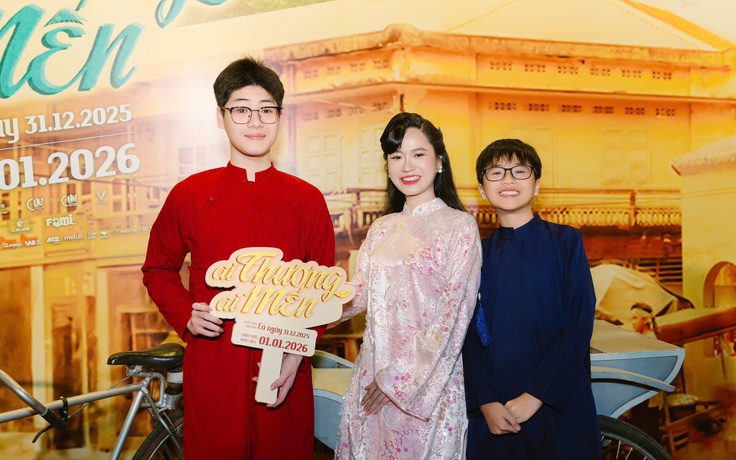 Lâm Vỹ Dạ rạng rỡ sau khi giảm cân, đến mừng Thu Trang ra phim mới