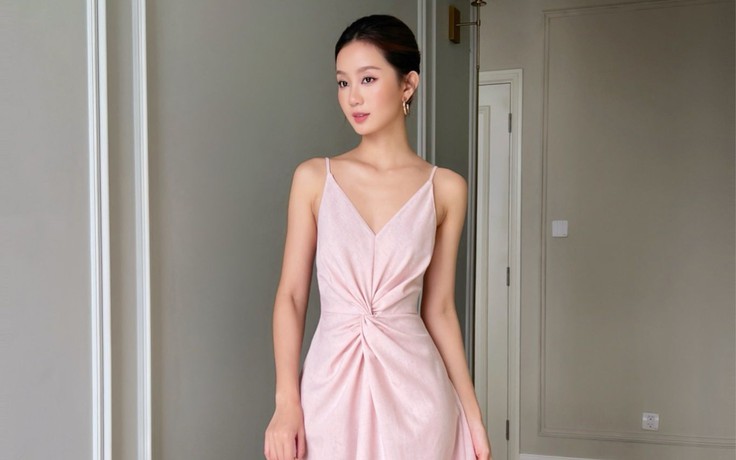 Đầm xoắn, chút nhấn nhá mềm mại cho ngày xuống phố thêm xinh