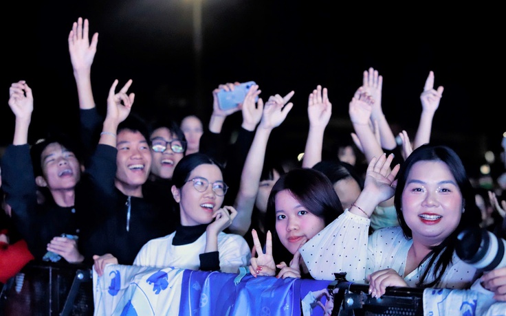 Quy Nhơn rộn ràng đêm countdown chào năm mới 2026