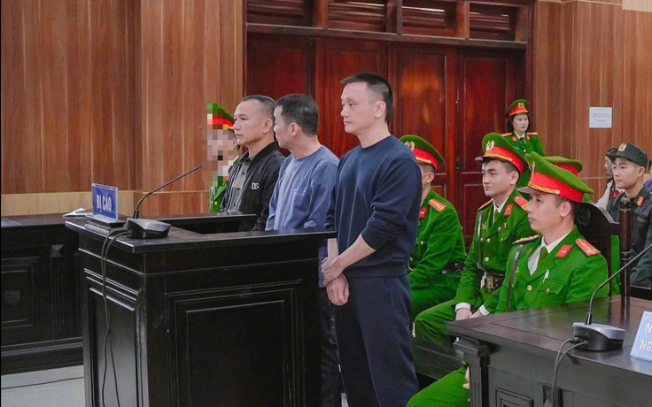 Trùm giang hồ Vi 'ngộ' 2 lần đưa tiền 'chạy án'