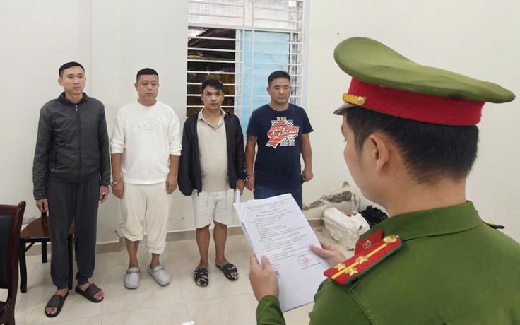 Con bạc người Trung Quốc bị bắt giam ép trả nợ, bạn gái cầu cứu công an