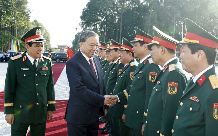 Tổng Bí thư: Xây dựng lực lượng vũ trang Quân khu 9 chính quy, tinh nhuệ