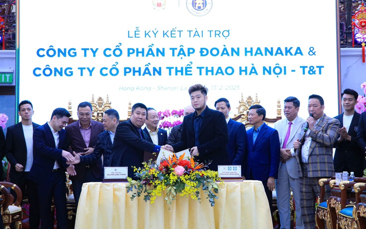 CLB Hà Nội nhận cú hích đặc biệt trước lượt về V-League: Được rót 18 tỉ đồng