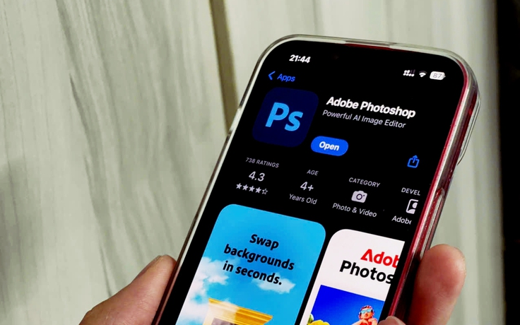 Đã có ứng dụng Photoshop miễn phí trên iPhone