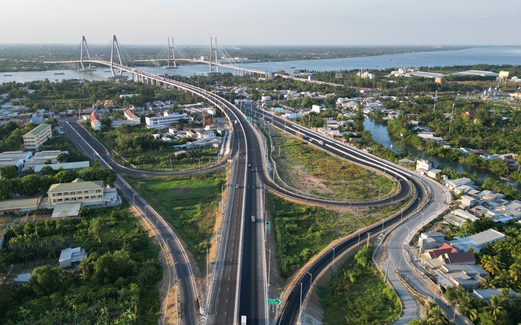 Đầu tư công phải là 'đầu kéo'