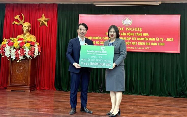 Công đoàn Vietcombank Hải Dương tặng quà Tết cho người nghèo, người có hoàn cảnh khó khăn