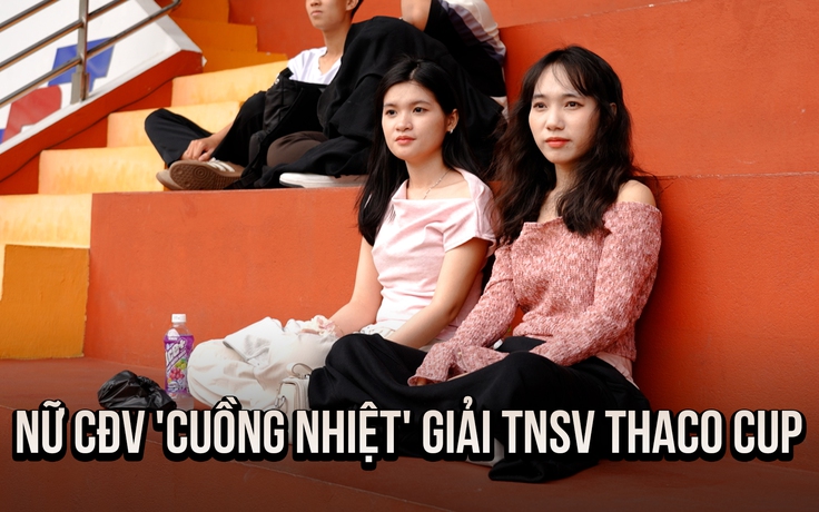 Nữ CĐV ĐH Công nghiệp TP.HCM mong sẽ có giải bóng đá sinh viên cho nữ