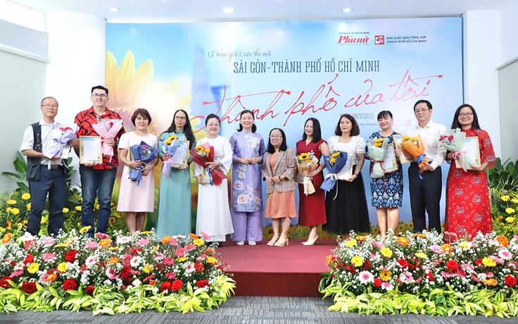Báo 'Phụ Nữ TP.HCM' trao giải cuộc thi viết 'Thành phố của tôi'