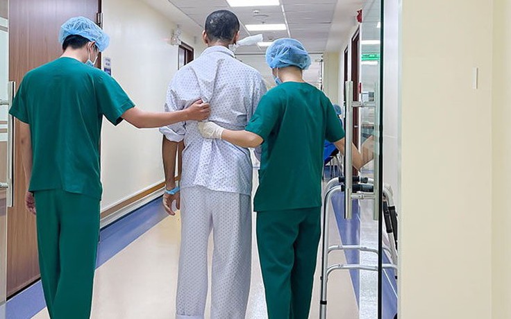 TP.HCM: Người đàn ông đang tập thể dục bất ngờ ngã gục, ngưng tim ngưng thở