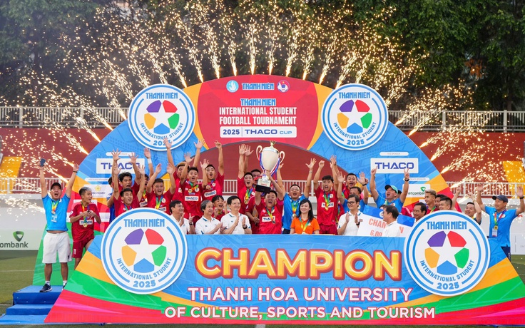 Bùng nổ niềm vui vô địch, hàng loạt giải thưởng TNSV quốc tế đã có chủ