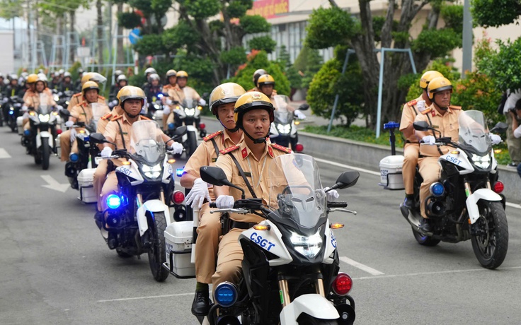 CSGT TP.HCM mở cao điểm 50 ngày đêm xử phạt vi phạm nồng độ cồn, vượt đèn đỏ
