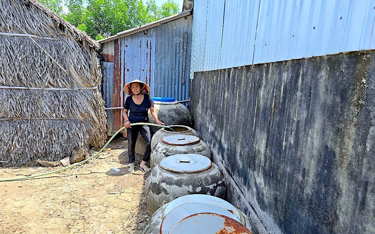 Cà Mau báo động thiếu nước sinh hoạt, hơn 1.300 hộ dân nông thôn gặp khó