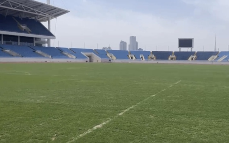 Sốc vì mặt sân Mỹ Đình: Đẹp long lanh, không hề lộ nền đất và cỏ không ‘chết’