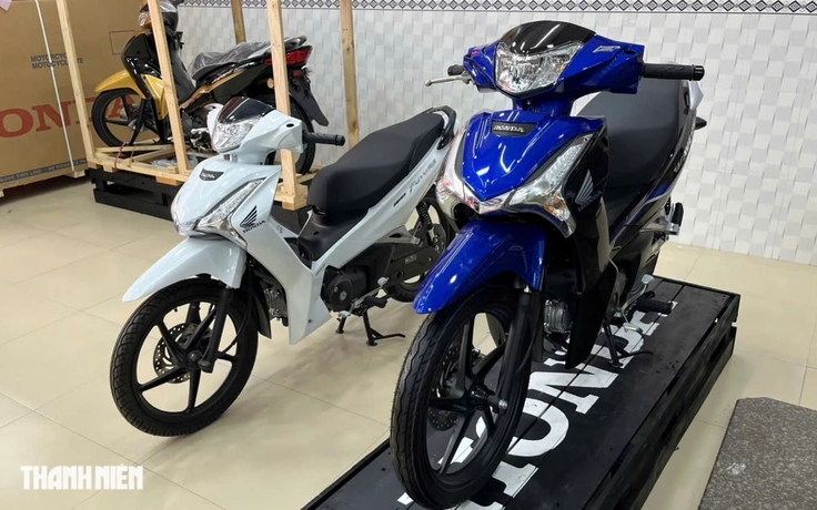 Giá bán gấp đôi Future 125, Honda Wave 125i nhập Malaysia về Việt Nam vẫn hút khách