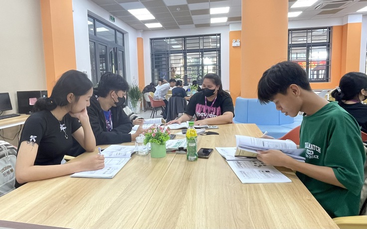 Rút ngắn thời gian đào tạo ĐH, chương trình có đáp ứng thực tế?