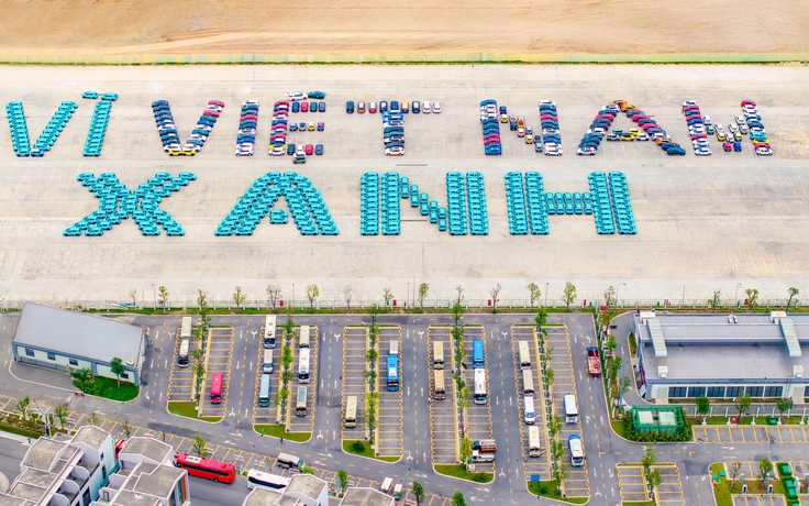 400 ô tô VinFast xếp chữ 'Vì Việt Nam Xanh', kêu gọi chung tay hành động vì môi trường