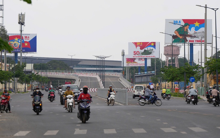 Những đóng góp âm thầm góp phần tỏa sáng không gian nhà ga T3 Những đóng góp âm thầm góp phần tỏa sáng không gian nhà ga T3