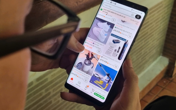 TikTok 'đè' Lazada và Tiki, chủ shop nhỏ âm thầm biến mất
