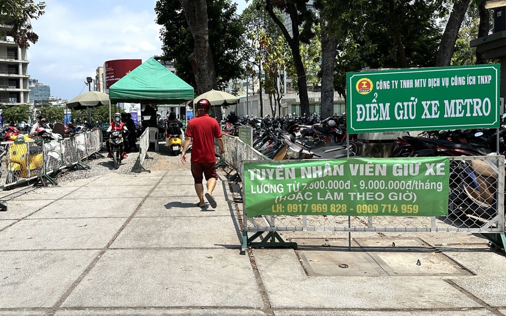 Đi xem diễu binh, diễu hành ở TP.HCM lễ 30.4: Người dân gửi xe ở đâu?