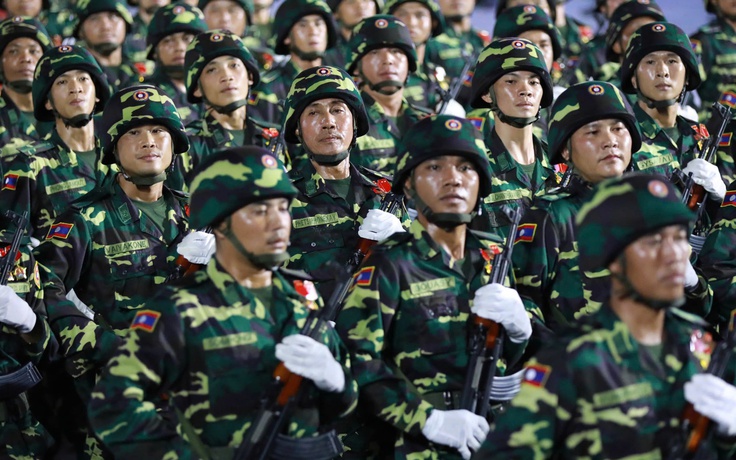 Hợp luyện diễu binh, diễu hành ở TP.HCM: Quân đội Lào, Campuchia cùng tham gia