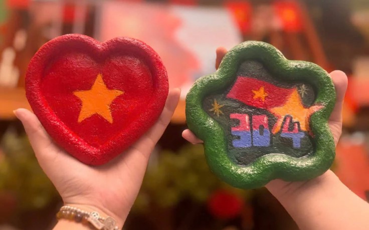 Tràn ngập vật phẩm trang trí đại lễ 30.4