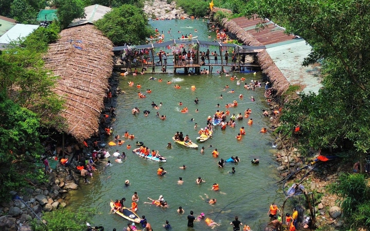 Trốn nóng ở Huế: Gọi tên 18 'thiên đường'