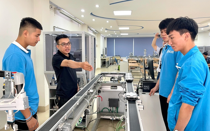 Tuyển sinh CĐ năm 2025 thế nào sau khi chuyển về Bộ GD-ĐT?