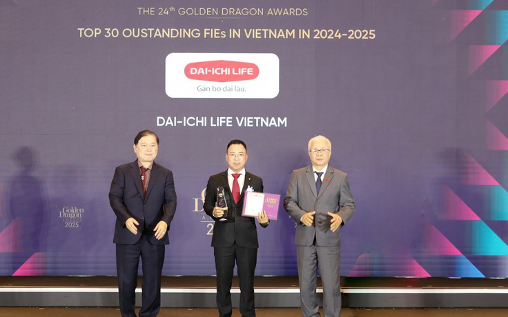 Dai-ichi Life Việt Nam nhận 'Giải thưởng Rồng Vàng 2025: Doanh nghiệp Chuyển đổi số tiêu biểu'