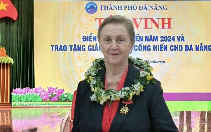 'Bà Mỹ' Virginia Mary Lockett