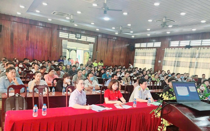 Tập huấn sử dụng hóa đơn điện tử khởi tạo từ máy tính tiền cho hơn 4.700 hộ kinh doanh