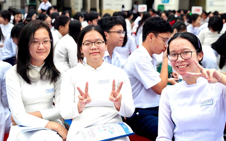TP.HCM đang dạy học 2 buổi/ngày thế nào từ lớp 6 tới lớp 12?